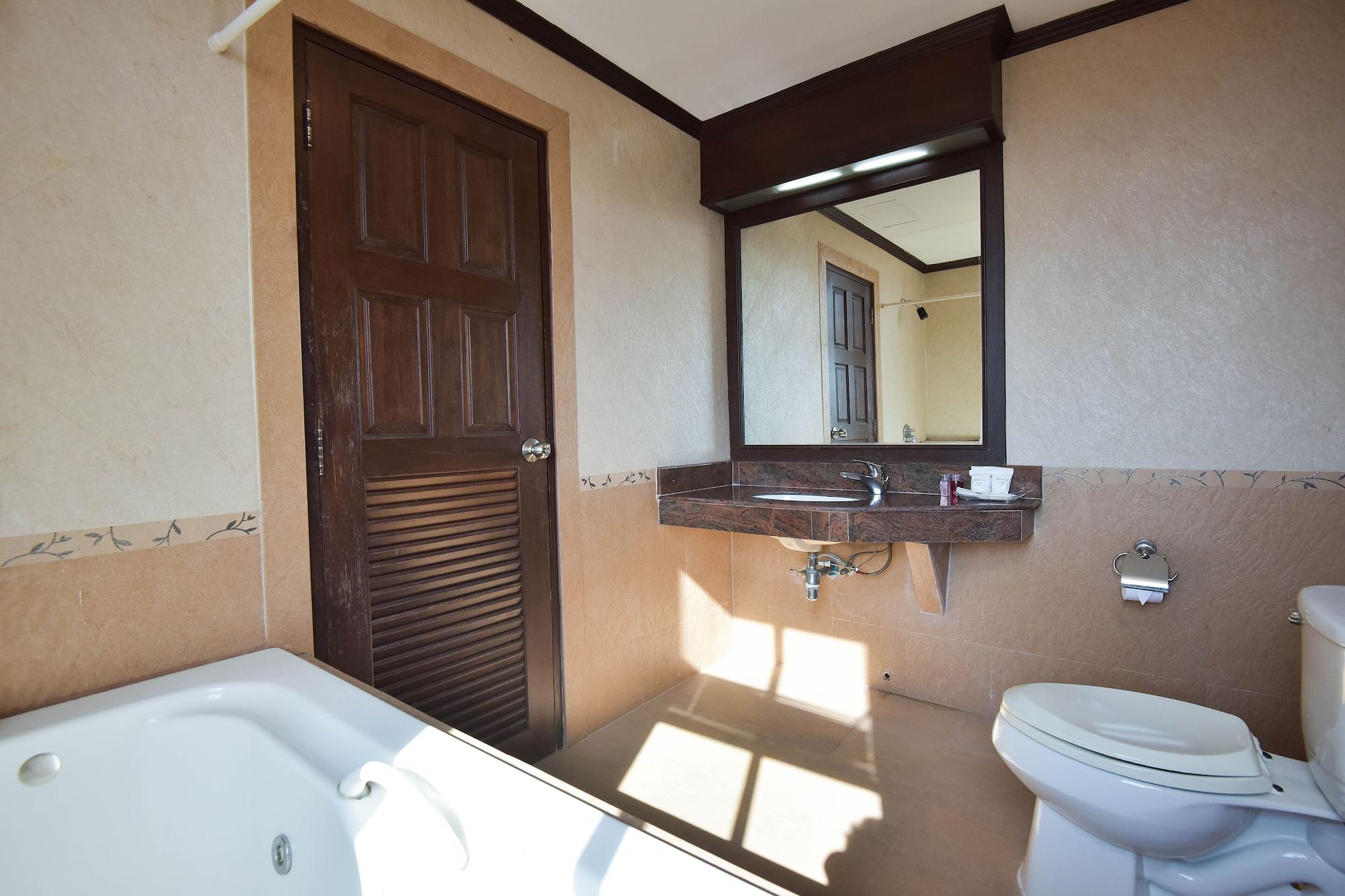 โอโย 389 ศิระ บูทิก เรสซิเดนซ์ Hotel Phuket ภายนอก รูปภาพ